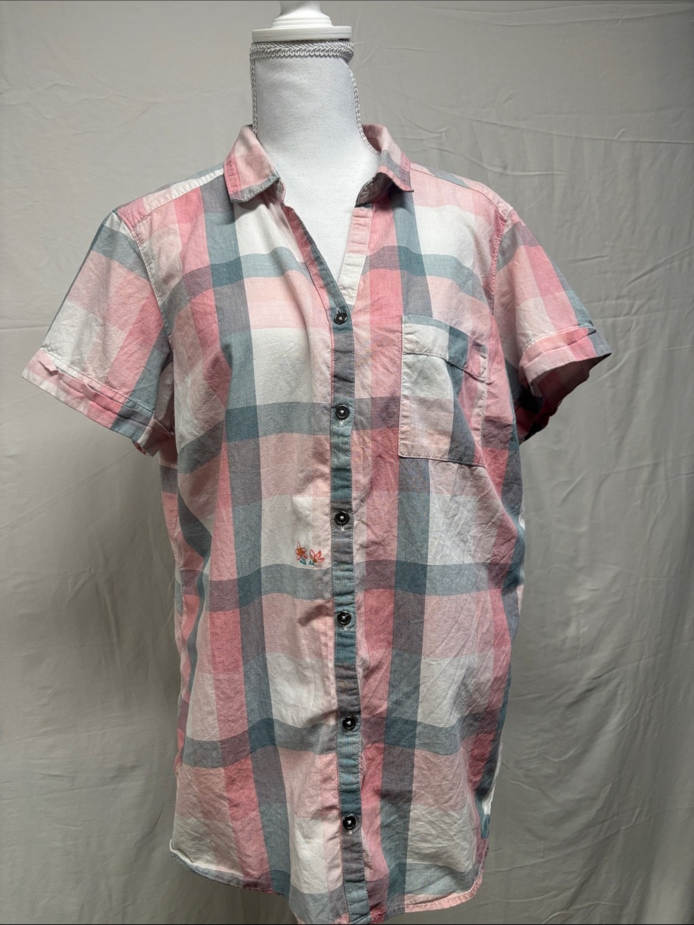 Columbia Men's Short-Sleeve Plaid Button-Down — Pink, Gray & White